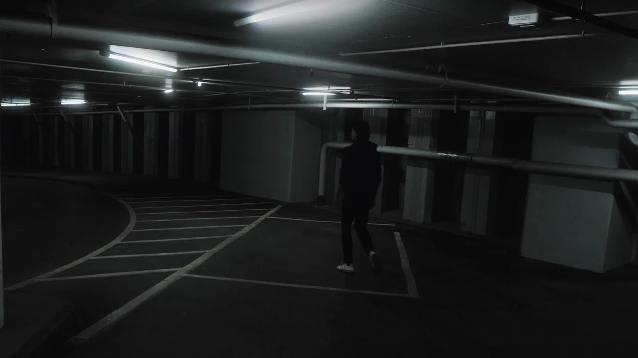 KNEGG: PENUS-SAGAEN